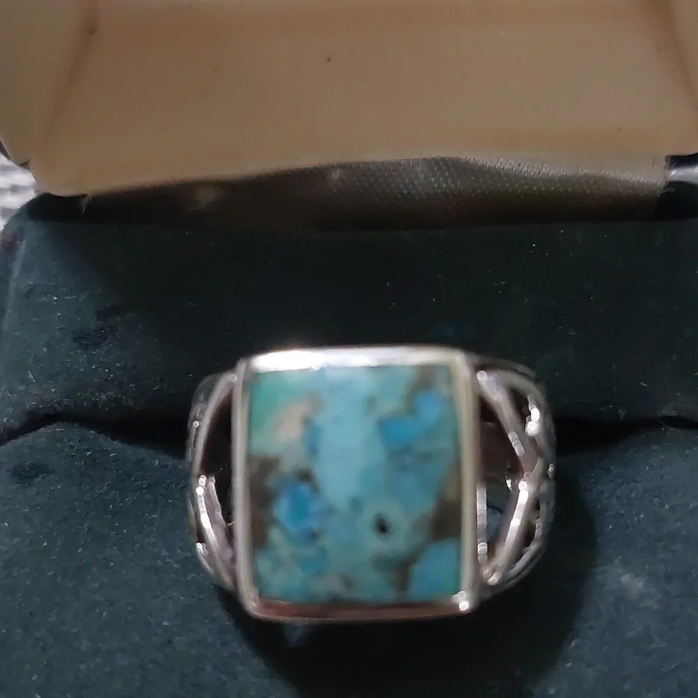 N/A turquoise ring